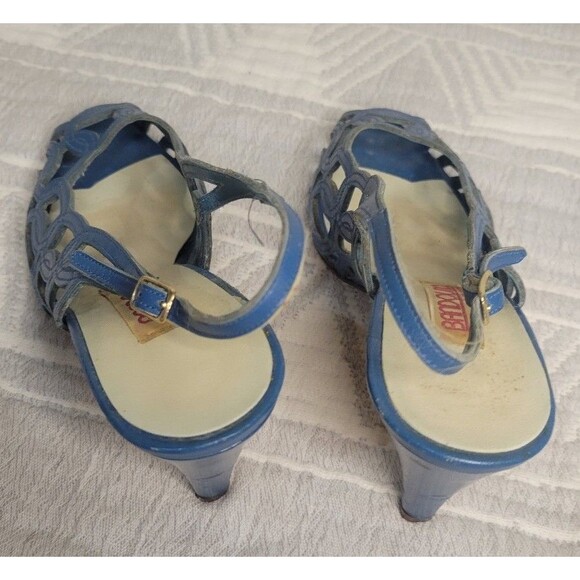 Bandolino Blue Cutout Slingback Heels - Picture 2 of 11